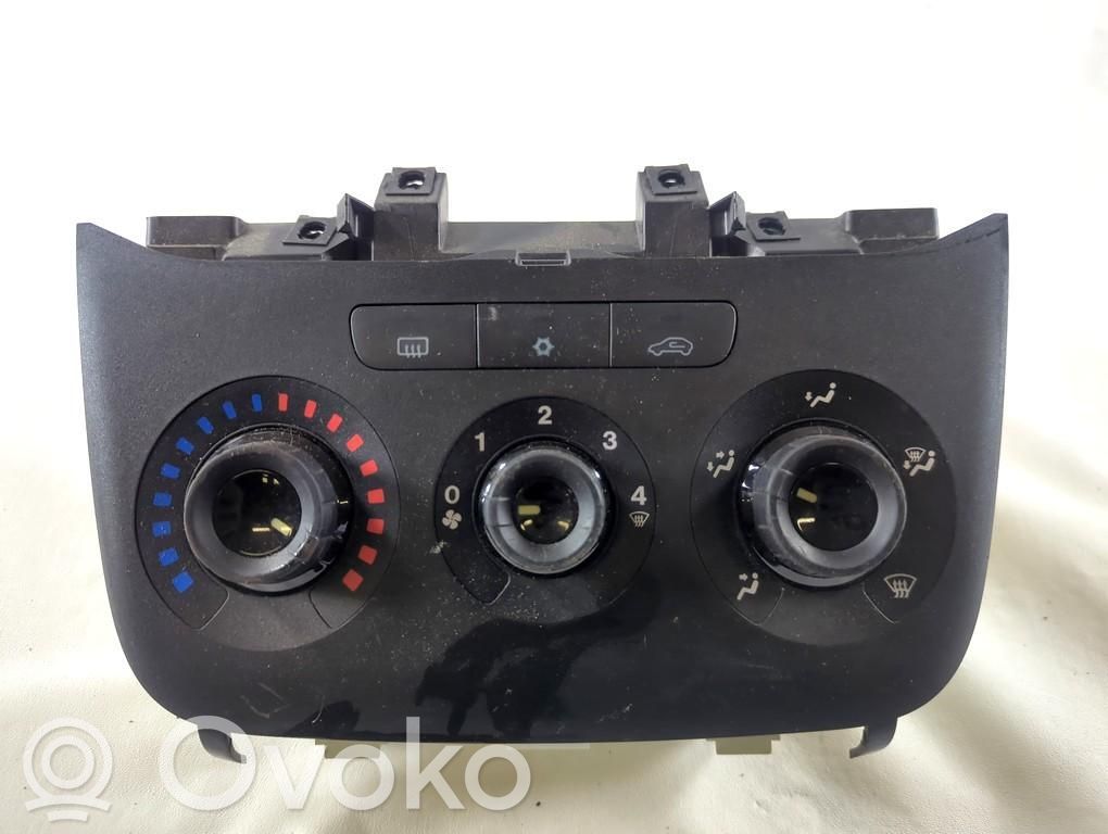Fiat Punto Evo Panel klimatyzacji 