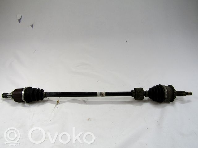 Etuvetoakseli   4410151K00