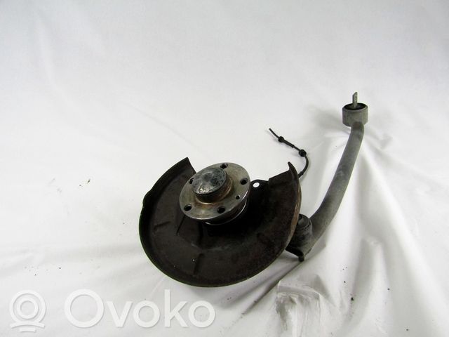 Alfa Romeo 147 Fuso a snodo con mozzo ruota posteriore