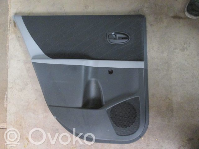 Takaoven verhoilu