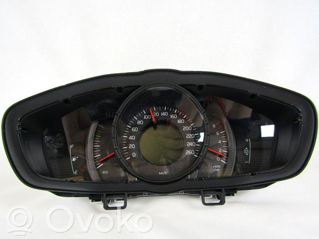 Geschwindigkeitsmesser Cockpit   36011334