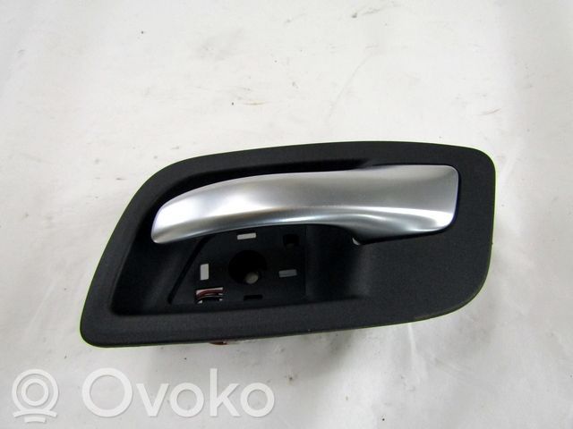 Manecilla interna puerta delantera   K1TF55DX9AE