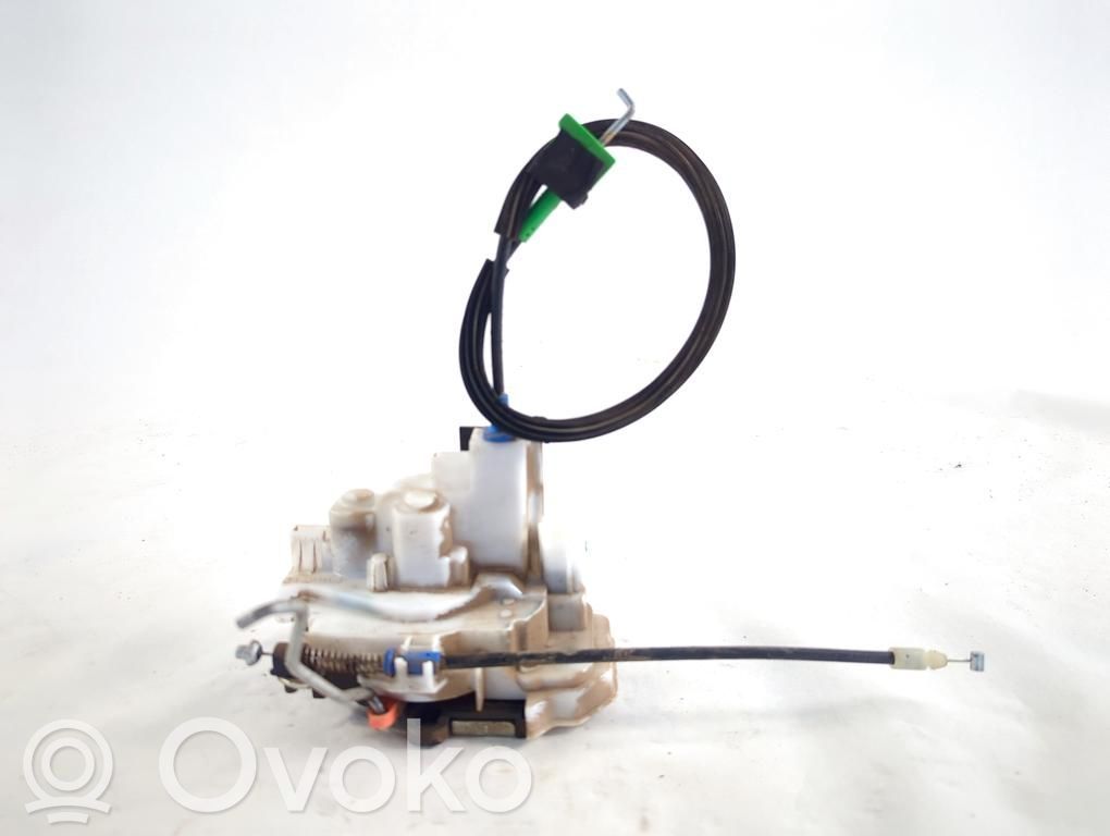 Fiat Qubo Etuoven lukko 