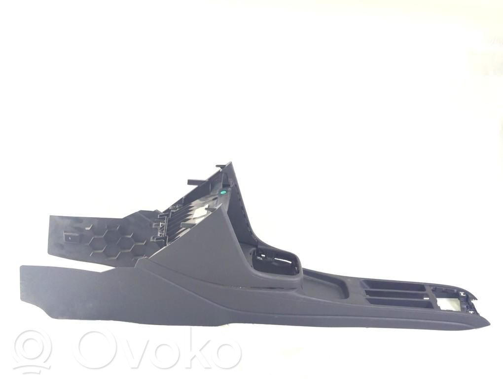 Volkswagen Polo V 6R Console centrale 