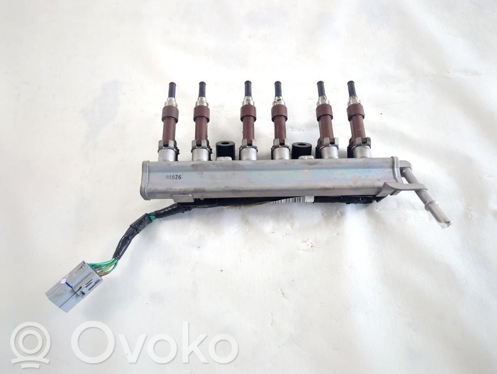 Inyector de combustible   1639386780