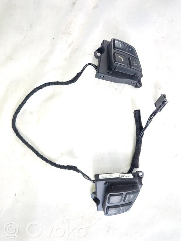Boutons / interrupteurs volant   6956560