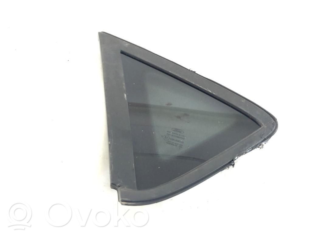 Ford Fiesta Vidrio lateral trasero 