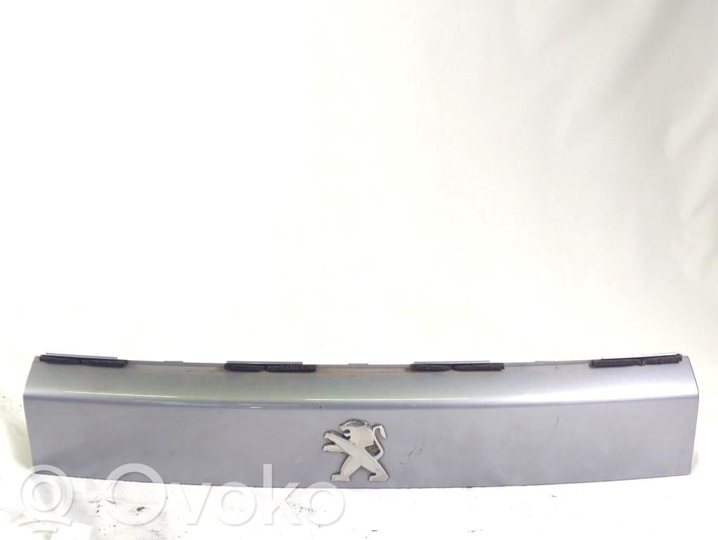 Peugeot 2008 II Lampă număr cu montare pe hayon 