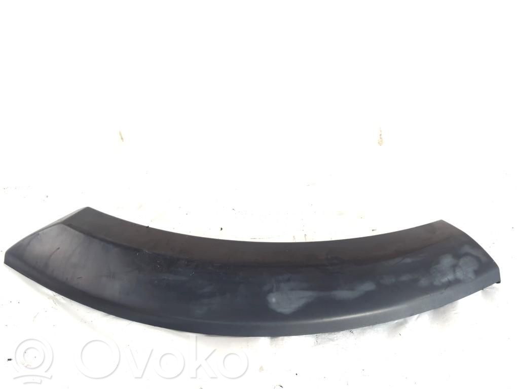 Land Rover Discovery 3 - LR3 Rivestimento passaruota anteriore 