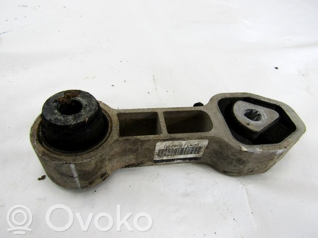 Audi Q8 Engine mounting bracket 