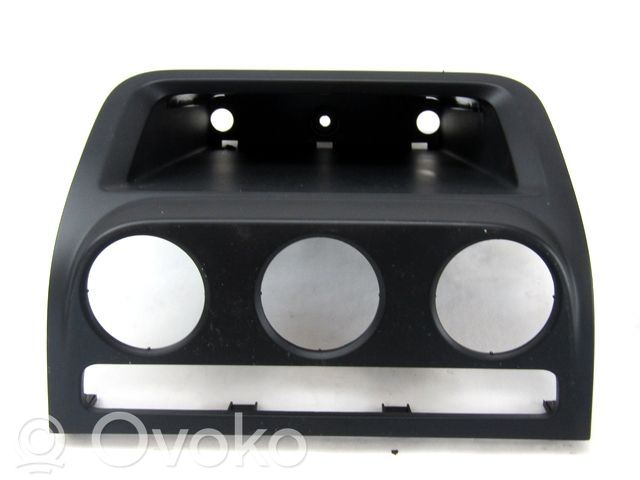 Volkswagen Tiguan Moldura del panel 