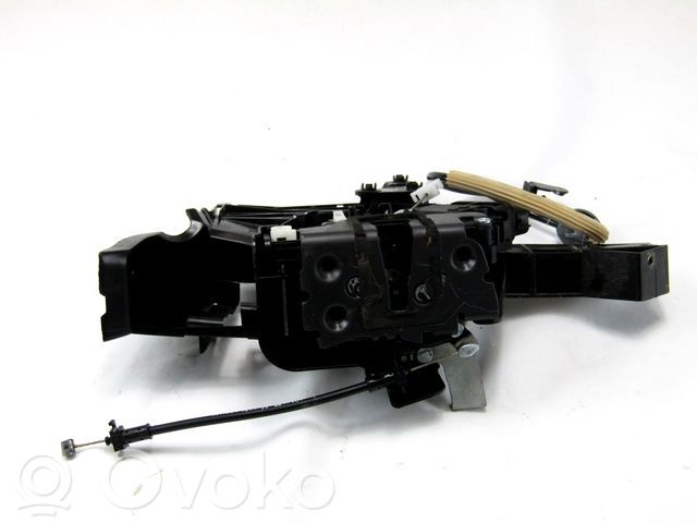 Serrure de porte arrière   4M5AA26413BE