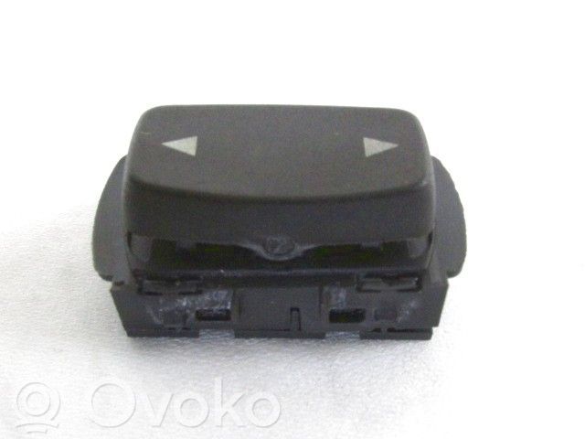Seat control switch   9205903