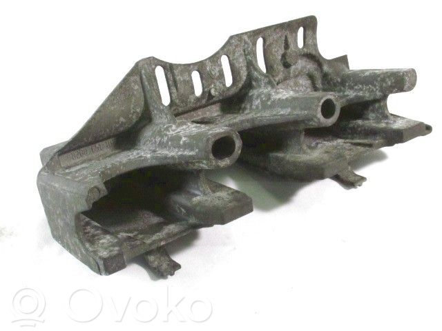 Dacia Duster Engine mounting bracket 