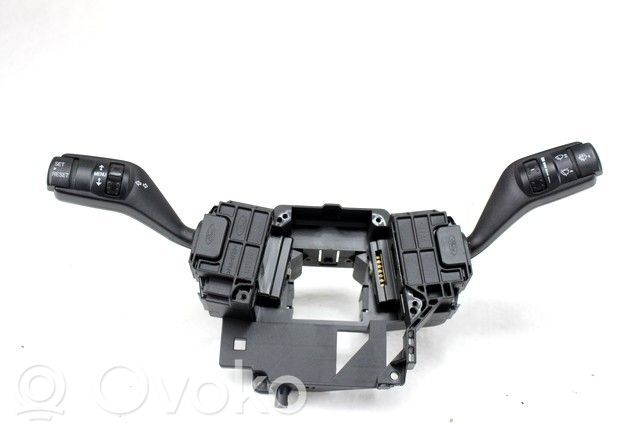 Ford Focus Wiper turn signal indicator stalk/switch 
