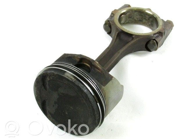 Hyundai Matrix Pistón con biela