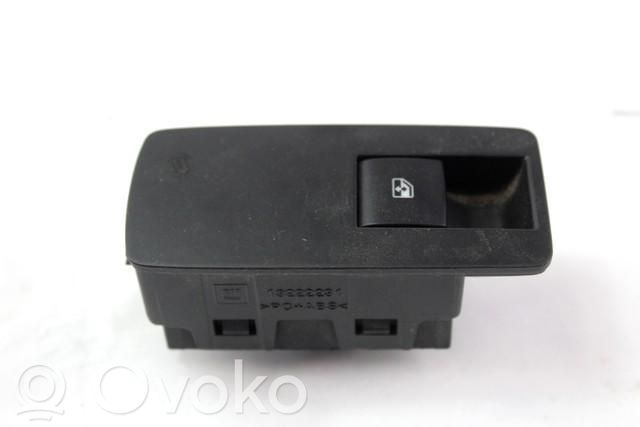 Przyciski szyb   13301888