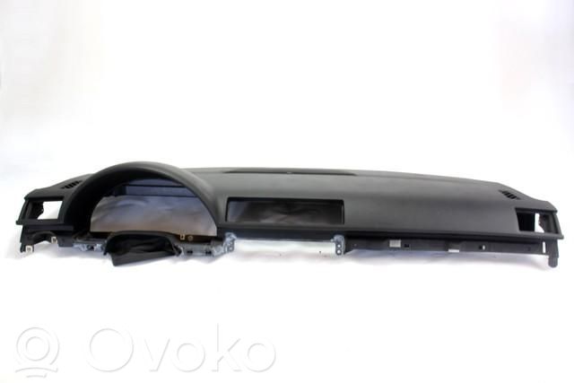 Audi A4 S4 B6 8E 8H Panelė 