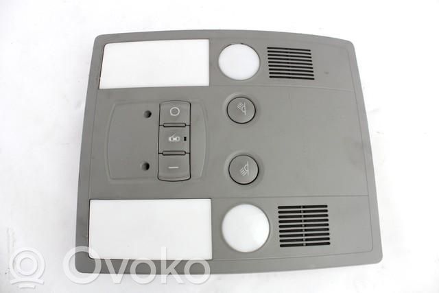 Luz del asiento delantero   4E0947111AA