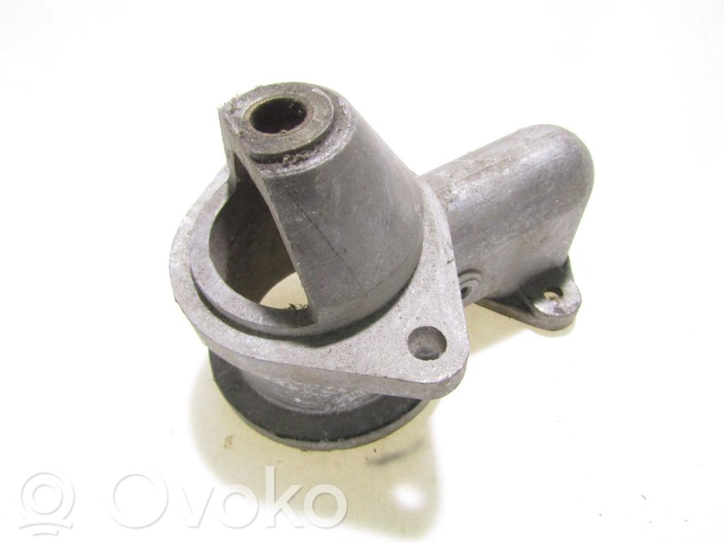 Fiat 500 Engine mounting bracket