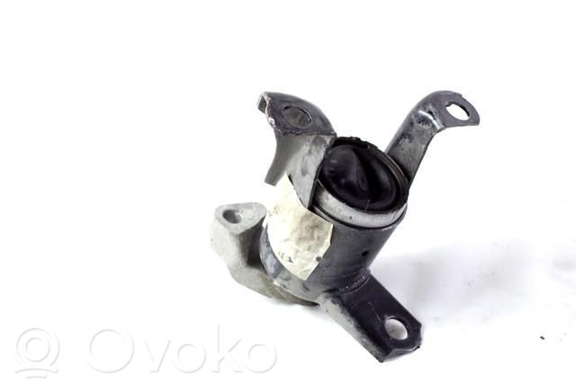 Ford Fiesta Engine mounting bracket 