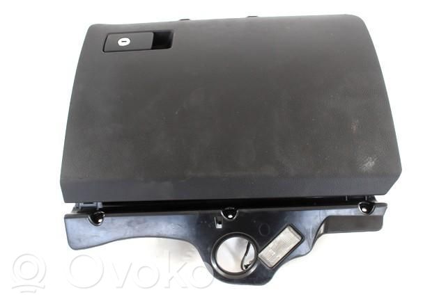 Volkswagen PASSAT B6 Set torpedou 