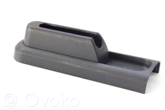 Ford Fiesta Kita centrinė konsolės (tunelio) detalė 