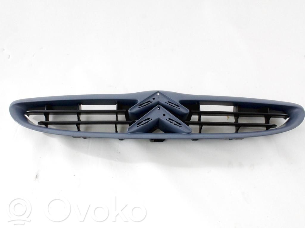Citroen Xsara Front bumper upper radiator grill 