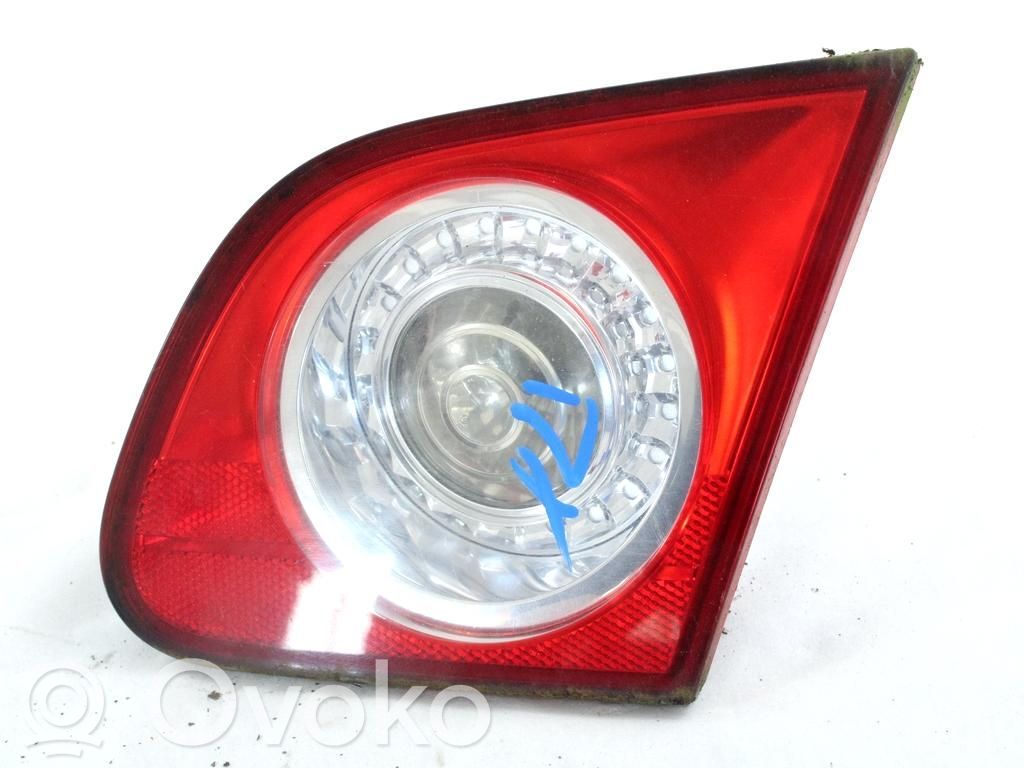 Volkswagen PASSAT B6 Lampă spate în caroserie