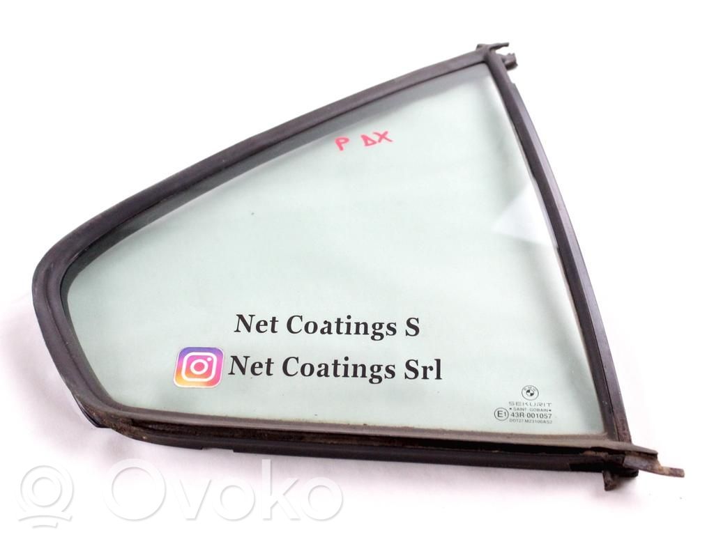 BMW 3 E36 Vidrio lateral trasero 