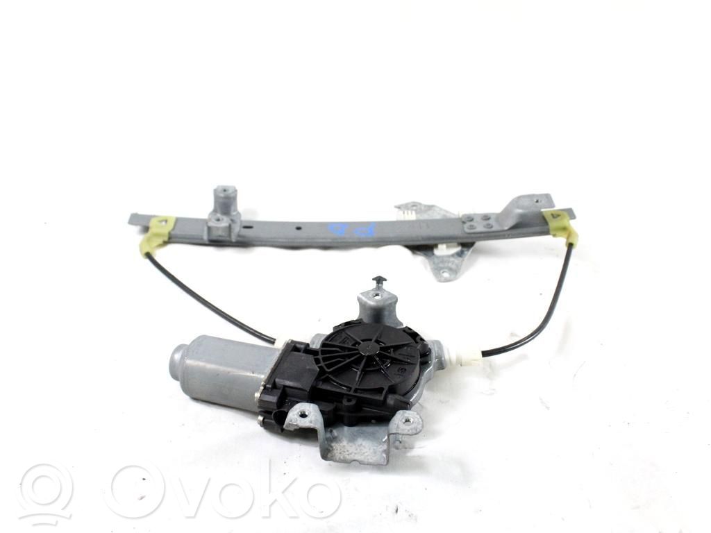 Nissan Qashqai Macara geam ușă spate cu motor 