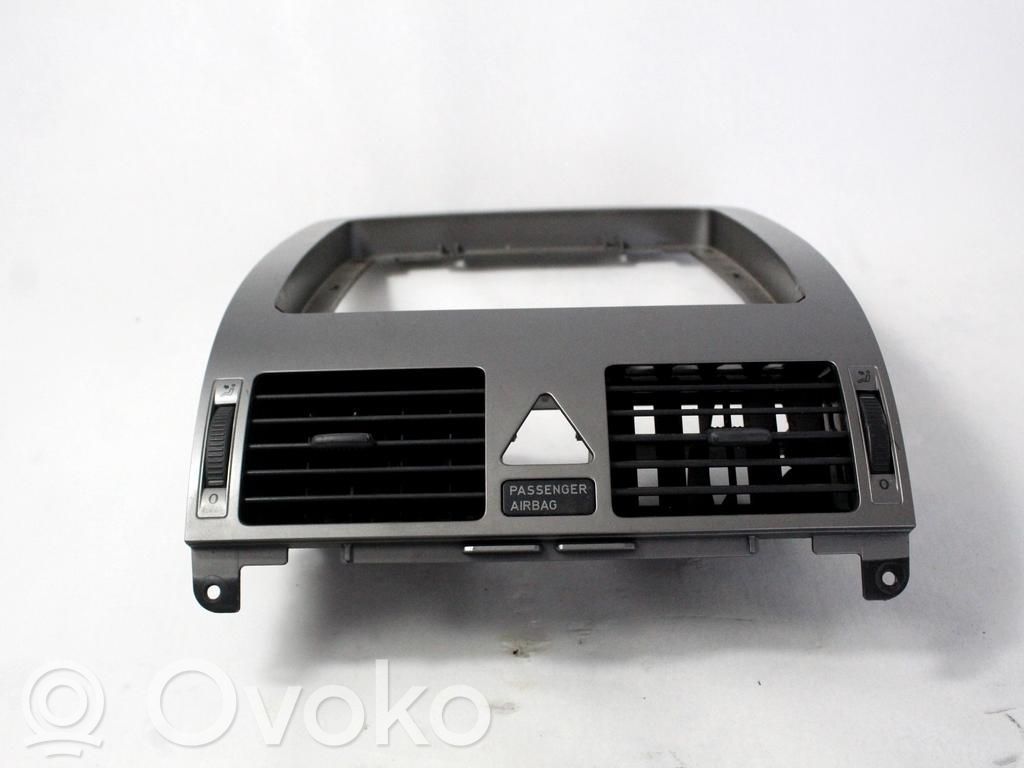 Volkswagen Touran I Griglia di ventilazione centrale cruscotto
