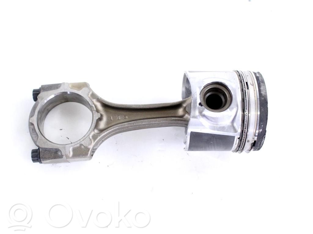 Toyota Corolla E120 E130 Kolben mit Pleuel