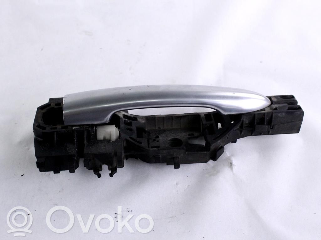 Takaoven ulkokahva   7701474438