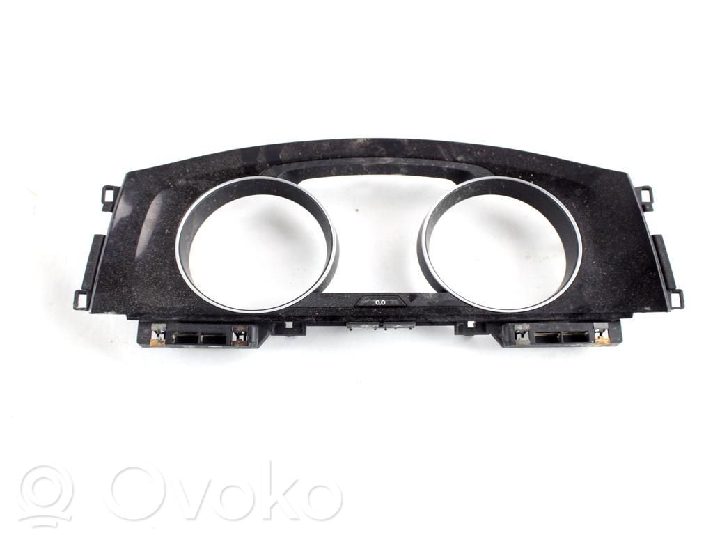 Volkswagen Golf VII Cornice cruscotto