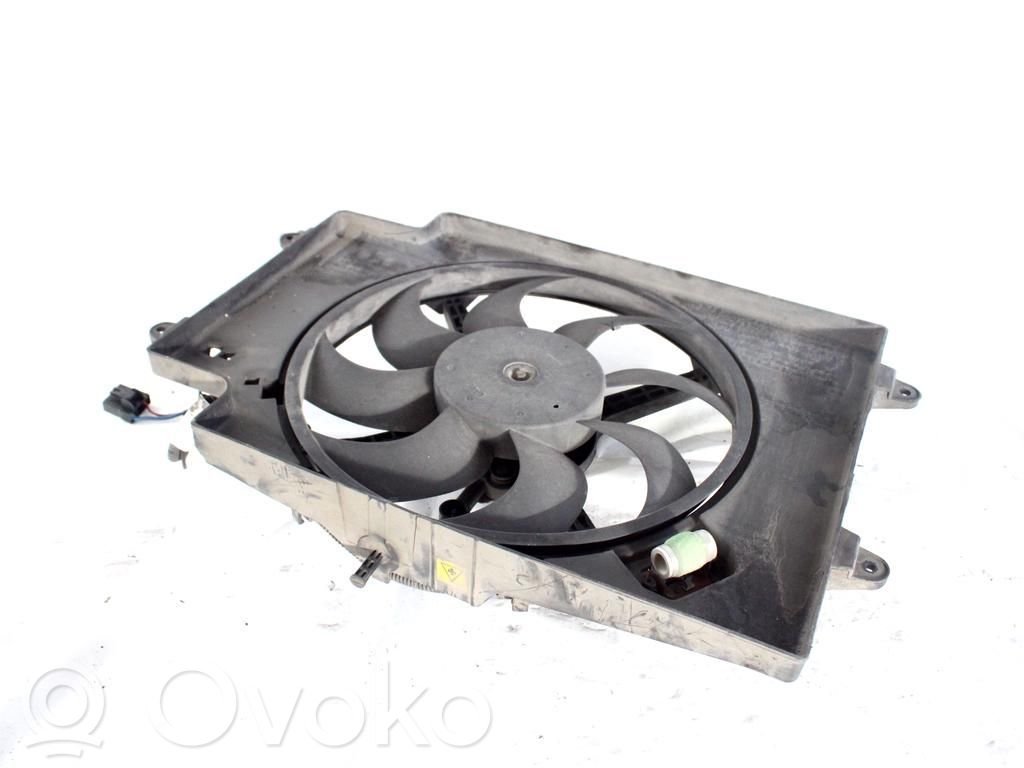 Alfa Romeo GT Ventilator electric răcire radiator 