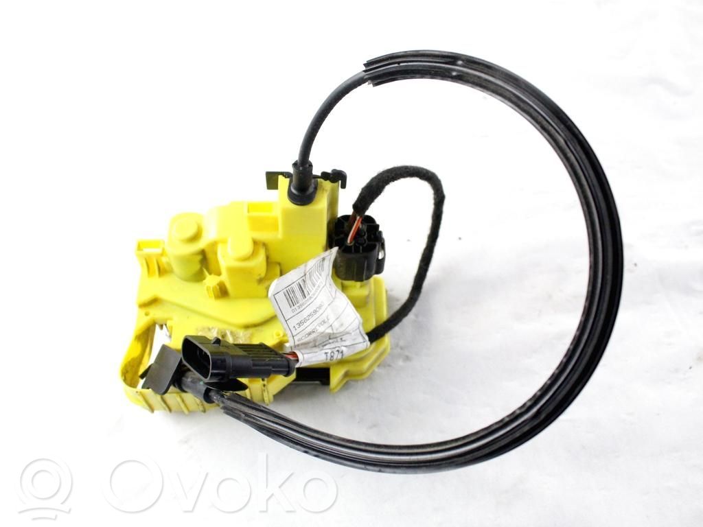 Fiat Qubo Takaoven lukko