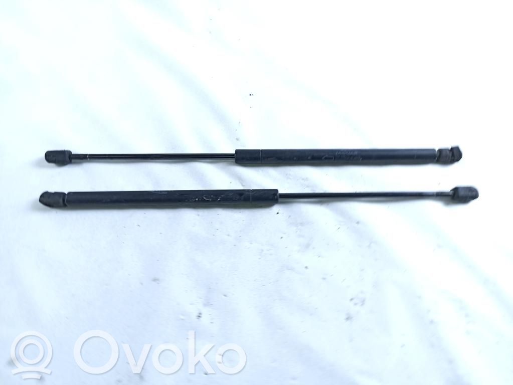 Siłownik maski przedniej   4R8316C826AA