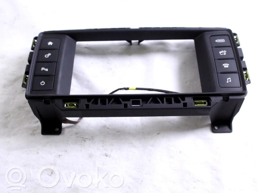 Jaguar F-Pace Radio/CD/DVD/GPS head unit 