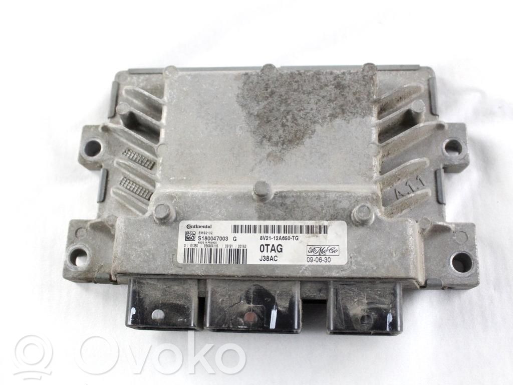 Unidad de control/módulo del motor   8V2112A650TG