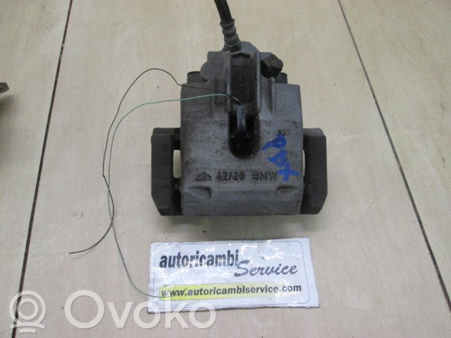 Caliper del freno trasero   34216765910