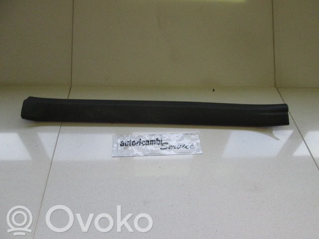 Toyota Auris 150 Copertura del rivestimento del sottoporta posteriore