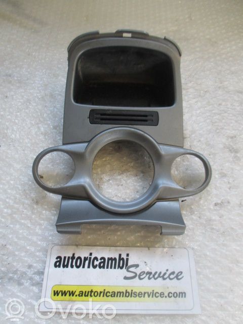 Moldura del panel   8A6118D422AFW