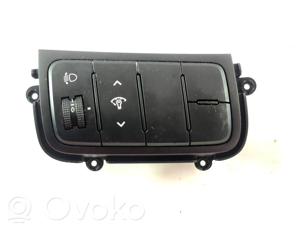 Bouton commande réglage hauteur de phares   93300A2100WK