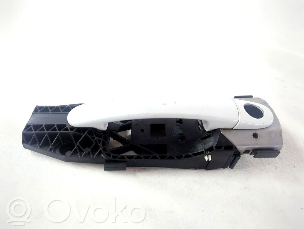 Manecilla externa puerta trasera   5N0837205MGRU