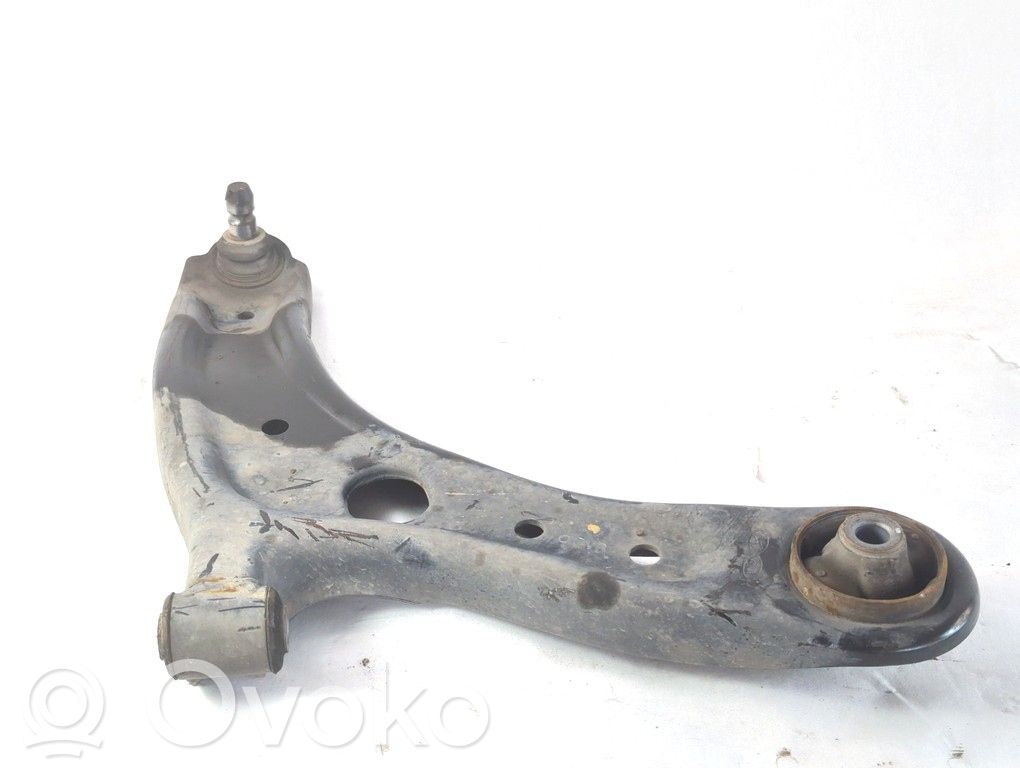 KIA Stonic Basculă inferioară față