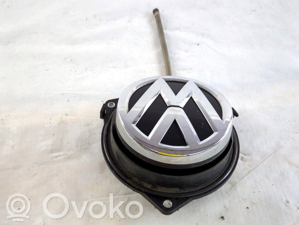 Volkswagen Golf VII Griff Taster Öffner Heckklappe Kofferraumdeckel