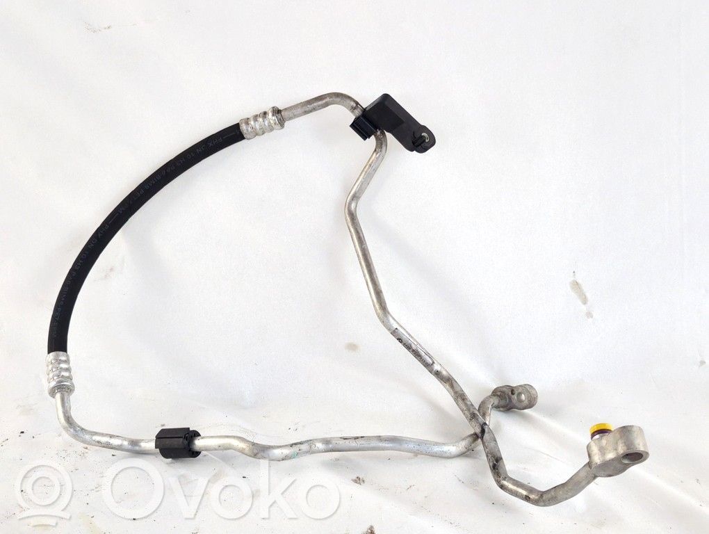 BMW 3 E92 E93 Conductă/furtun aer condiționat (A/C) 