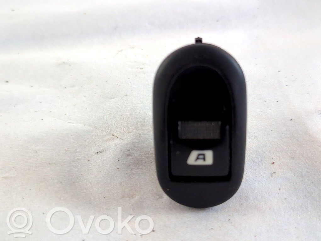 Interruptor del elevalunas eléctrico   96401469XT