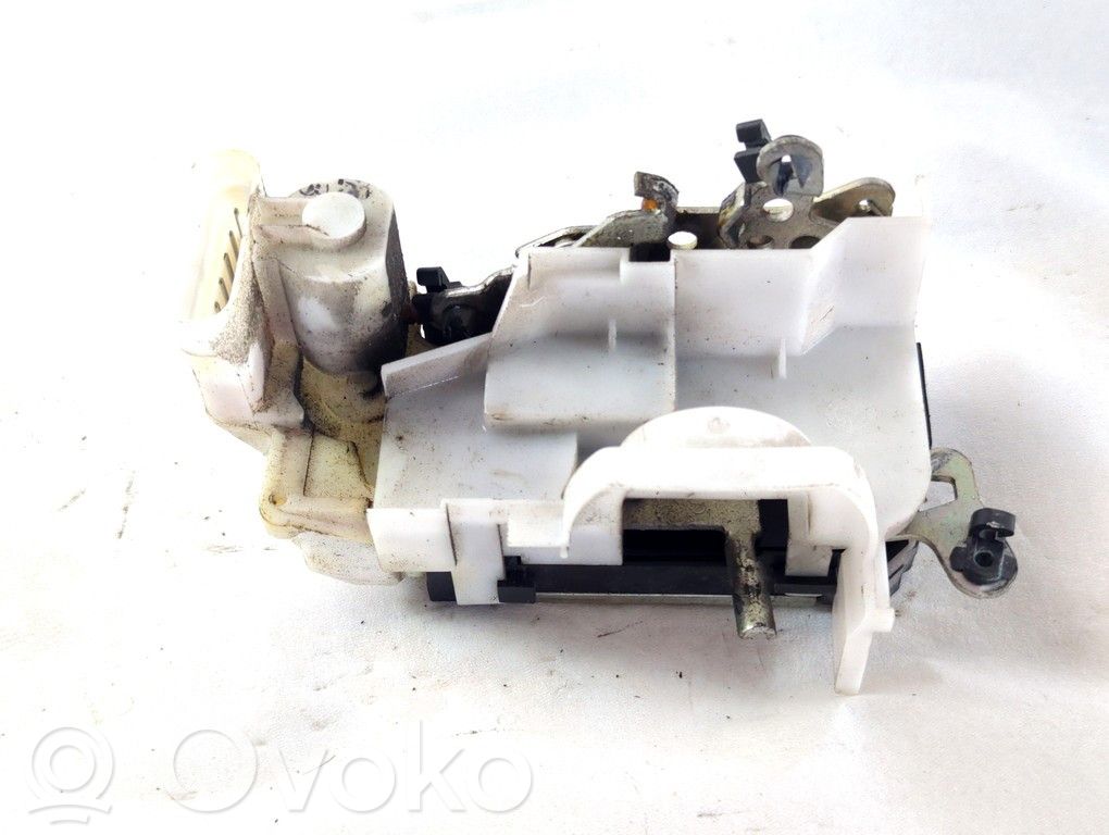 Fiat Punto (188) Cerradura de puerta delantera